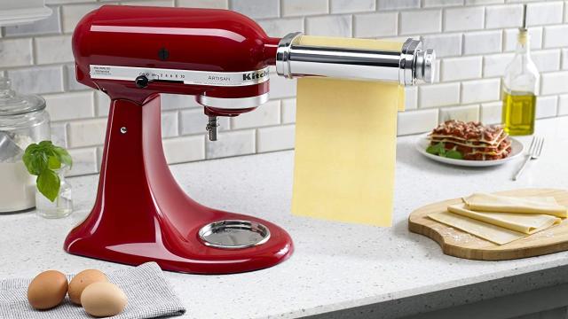 This KitchenAid Sale Includes Stand Mixers, Blenders, and More