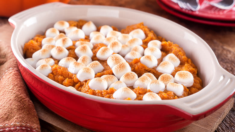 sweet potato casserole marshmallow topping