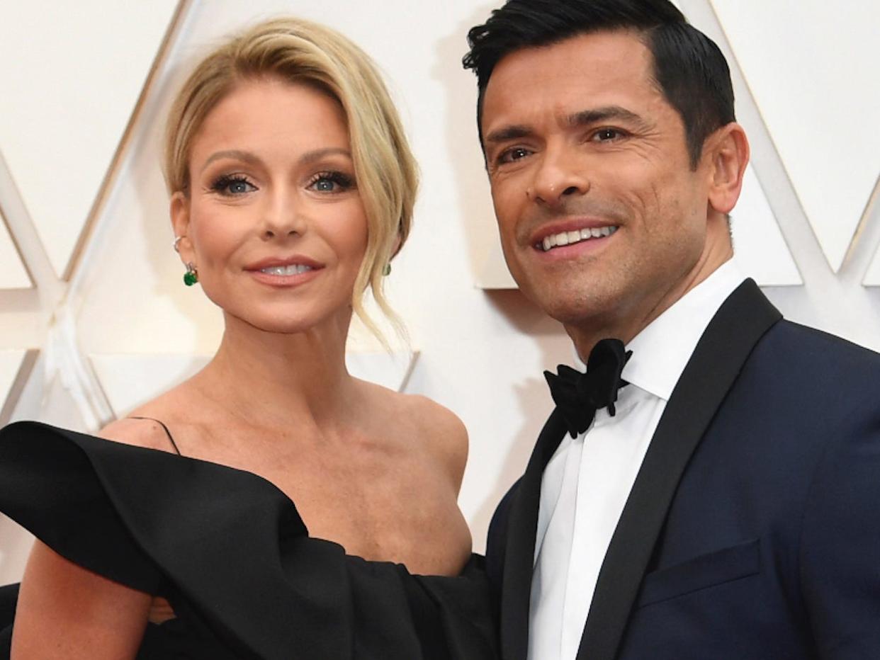 kelly ripa mark consuelos february 2020