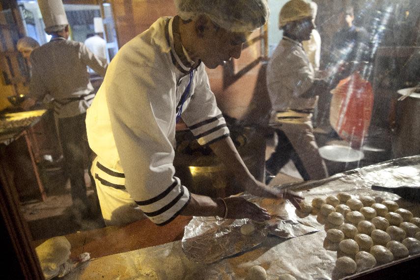 El trabajo en la cocina tampoco es de los mejores (AP Photo/Carolyn Kaster)