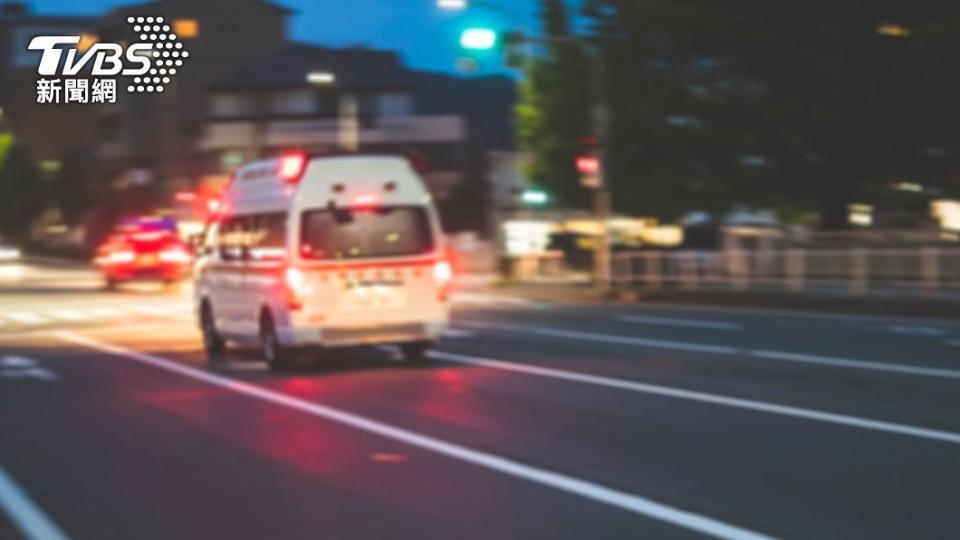 陳男被緊急送往第二間醫院、搶救無效不治。（示意圖／Shutterstock達志影像）