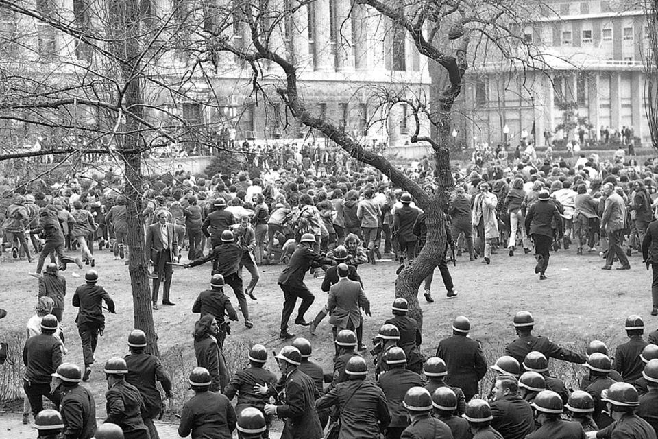 Columbia University students and New York City police clash during continued anti-war protests, April 25, 1972, in the Morningside Heights section of Manhattan, in New York. (AP Photo/Jim Wells)