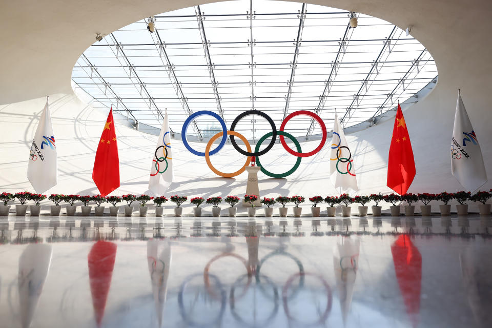 Bei den Olympischen Winterspielen in Peking gibt es strengste Corona-Richtlinien - und Kondome (Symbolbild: Lintao Zhang/Getty Images)