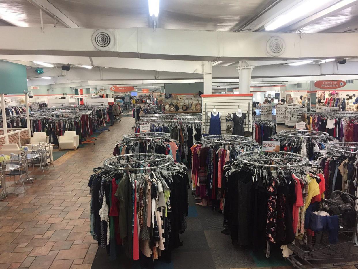 Unclaimed Baggage Store Inside