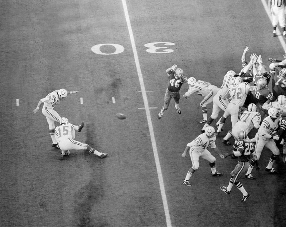Baltimore wide receiver/kicker Jim O’Brien kicks the game-winning, 32-yard field goal with nine seconds left in Super Bowl V at the Orange Bowl. Future Dolphins backup quarterback Earl Morrall (15) held. Dallas’ Mark Washington (46) who blocked an extra point earlier in the game, jumps in vain here. Sports Illustrated’s Tex Maule called it “one of the few plays of the day that worked as it was supposed to.”