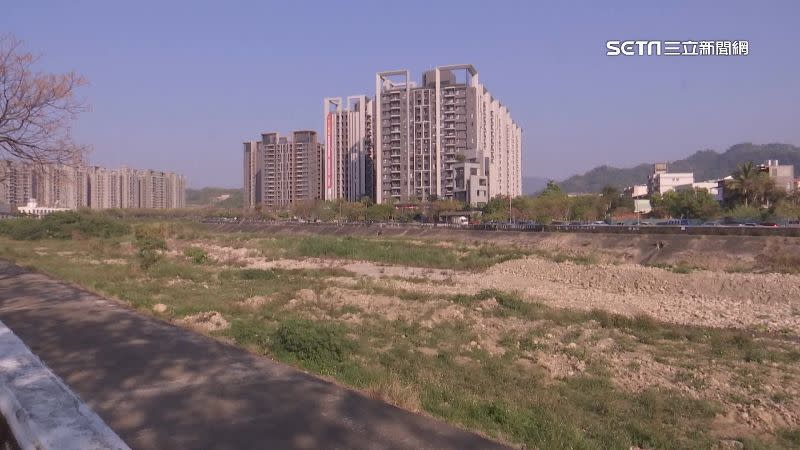 台中市府規劃要再蓋1座橋，減少繞行的車行時間。