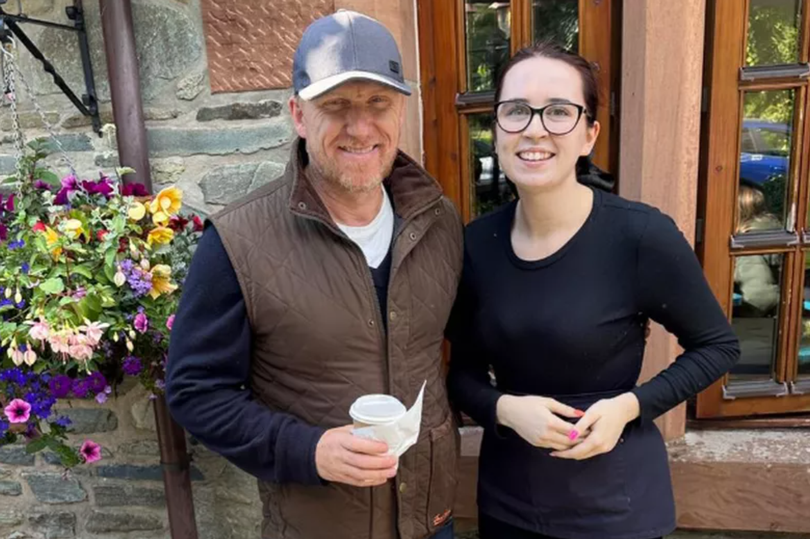 Kevin McKidd with a starstruck fan in Luss