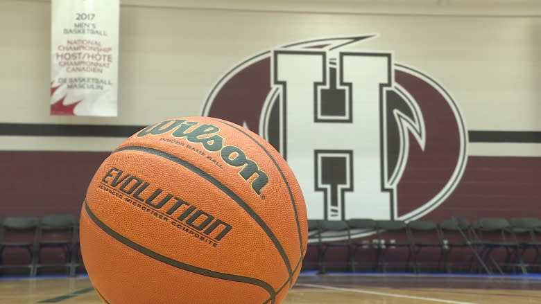 Holland College advances in men's basketball championships