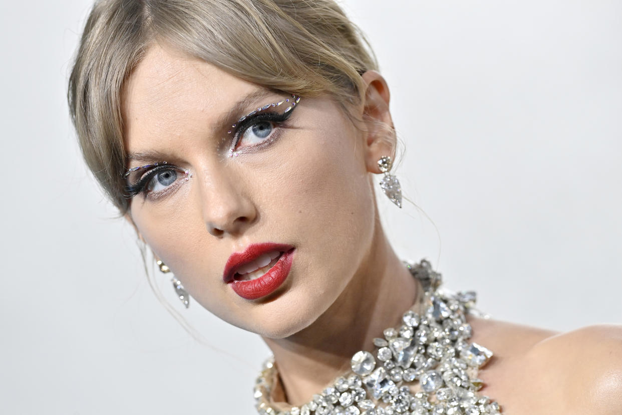 Taylor Swift attends the 2022 MTV Video Music Awards. (Photo: Axelle/Bauer-Griffin/FilmMagic)