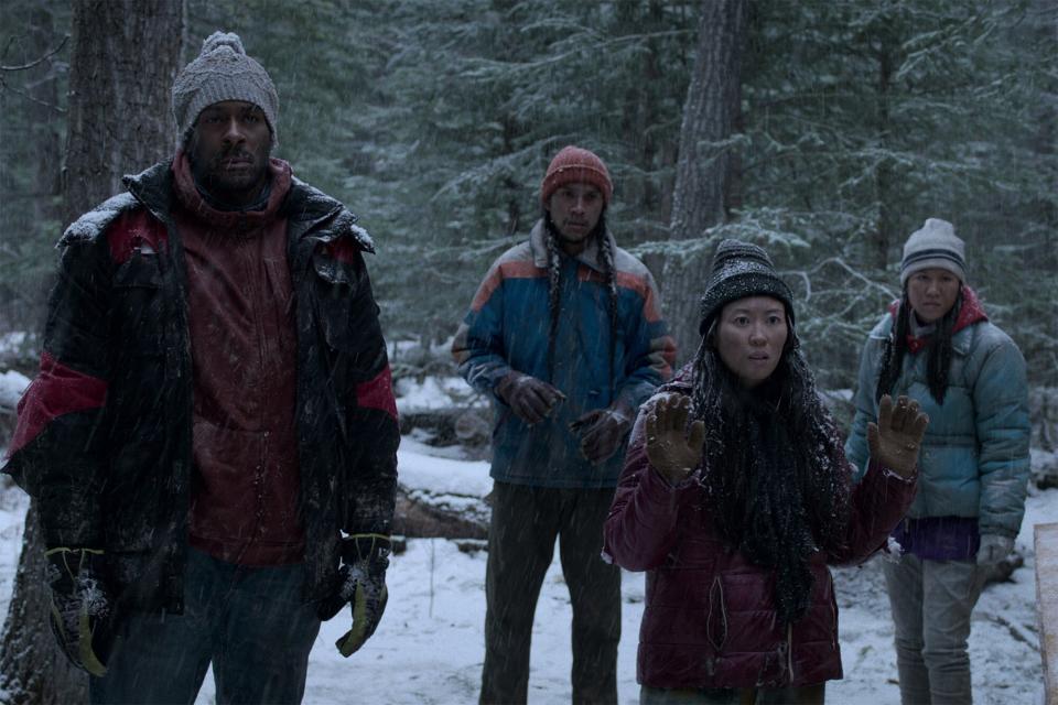 BLACK SUMMER (L to R) JESSE LIPSCOMBE as MANCE, OWEN CROW SHOE as CIV 2, CHANTELLE HAN as SISTER TWO, and ELAINE YANG as SISTER ONE in episode 206 of BLACK SUMMER Cr. COURTESY OF NETFLIX © 2021