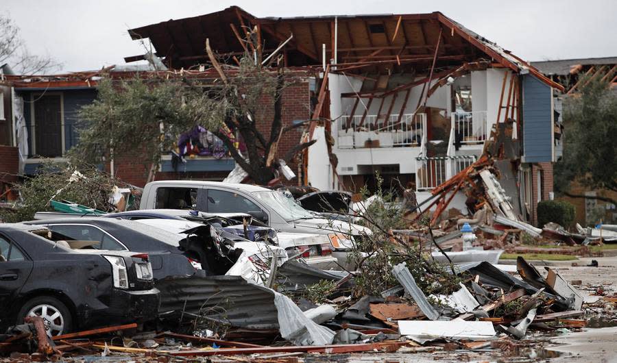 19 Terrifying Images From the Deadly Storms Ripping Through the United States