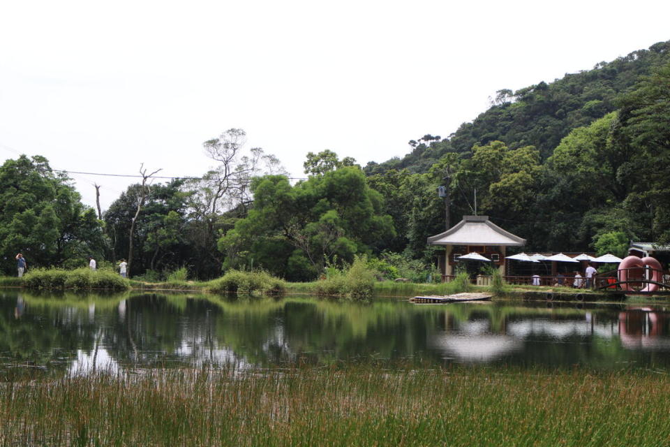 新山夢湖