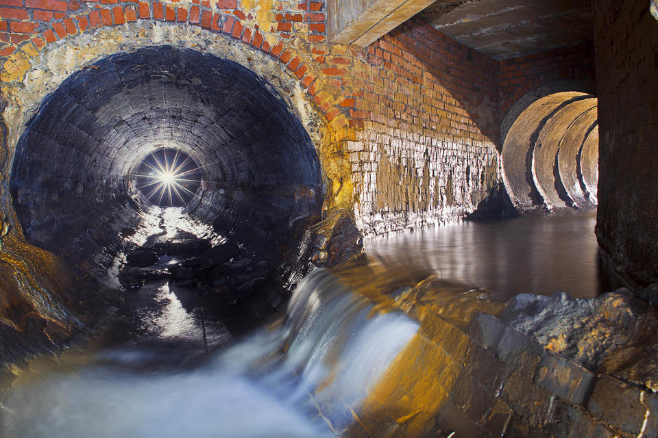 <p>Zolotoy Rozhok river in Moscow. (Anna Arinova/ Caters News) </p>