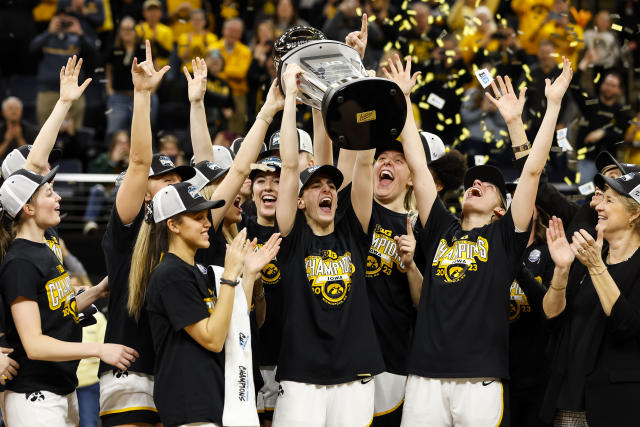 Best Bracket: Enter men's and women's Tourney Pick'em $25K contests