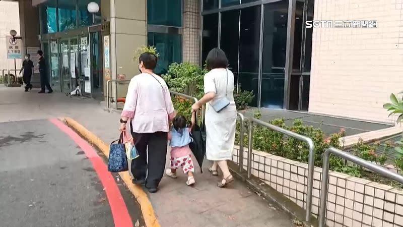 陳小妹妹為誤打之一，準備到大醫院做身體檢查。