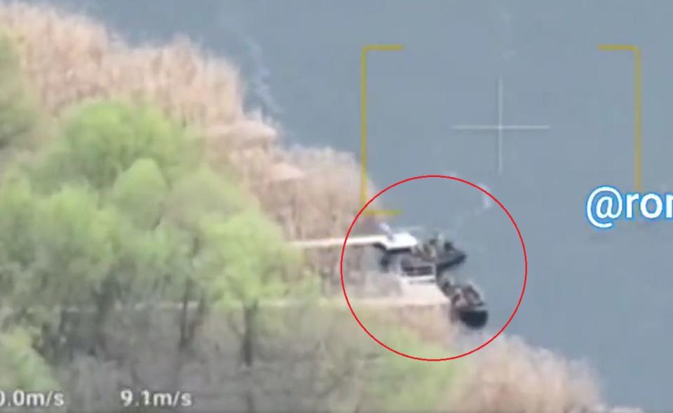 推特上的影片顯示，烏克蘭軍隊小部隊已度過第聶伯河東岸。 圖：翻攝自推特