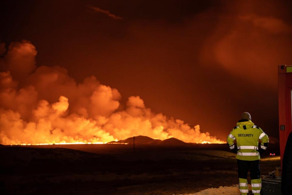 The eruption just 4km away from Grindavik (AP)