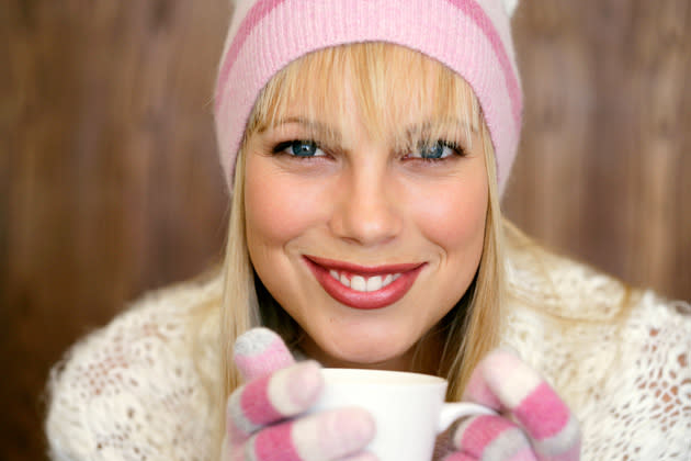 Hilft gegen Kälte: Tee oder sich diese Dame nackt vorzustellen (Bild: thinkstock)