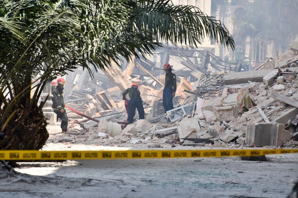 Rescuers work after an explosion in the Saratoga Hotel in Havana, on May 6, 2022 (AFP via Getty Images)