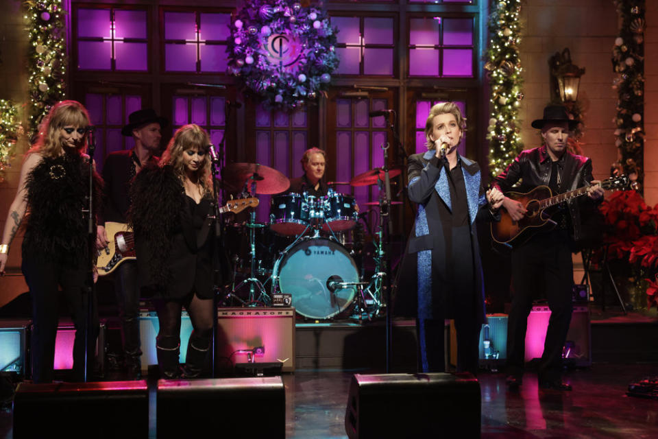 SATURDAY NIGHT LIVE -- “Steve Martin & Martin Short, Brandi Carlile” Episode 1834 -- Pictured: Musical guest Brandi Carlile performs “You and Me on the Rock” featuring Lucius on Saturday, December 10, 2022 -- (Photo by: Will Heath/NBC)