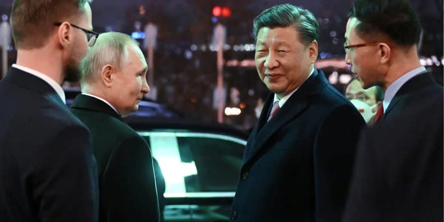 China must take control of Russia because Putin is violating agreements, says Mykhailo Podoliak