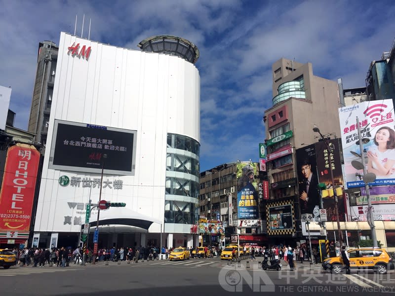 勞動部公布減班情況緩和 備戰國境開放旅行社停止無薪假。（示意圖）