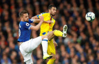 Soccer Football - Premier League - Everton v Crystal Palace - Goodison Park, Liverpool, Britain - October 21, 2018 Everton's Gylfi Sigurdsson in action with Crystal Palace's Luka Milivojevic Action Images via Reuters/Carl Recine