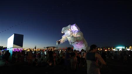 A large-scale moving sculpture called "Escape Velocity" by the Poetic Kinetics is pictured at the Coachella Valley Music and Arts Festival in Indio, California April 11, 2014. REUTERS/Mario Anzuoni