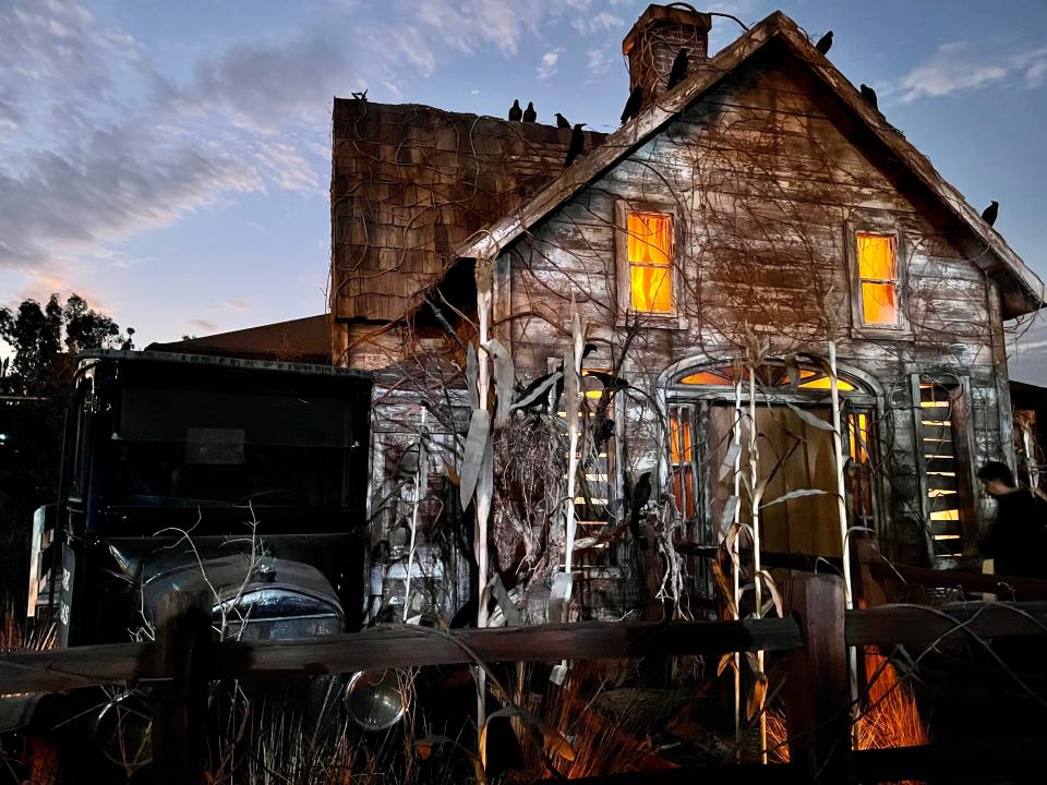 Scarecrow: The Reaping haunted house at universal hollywood's halloween horror nights