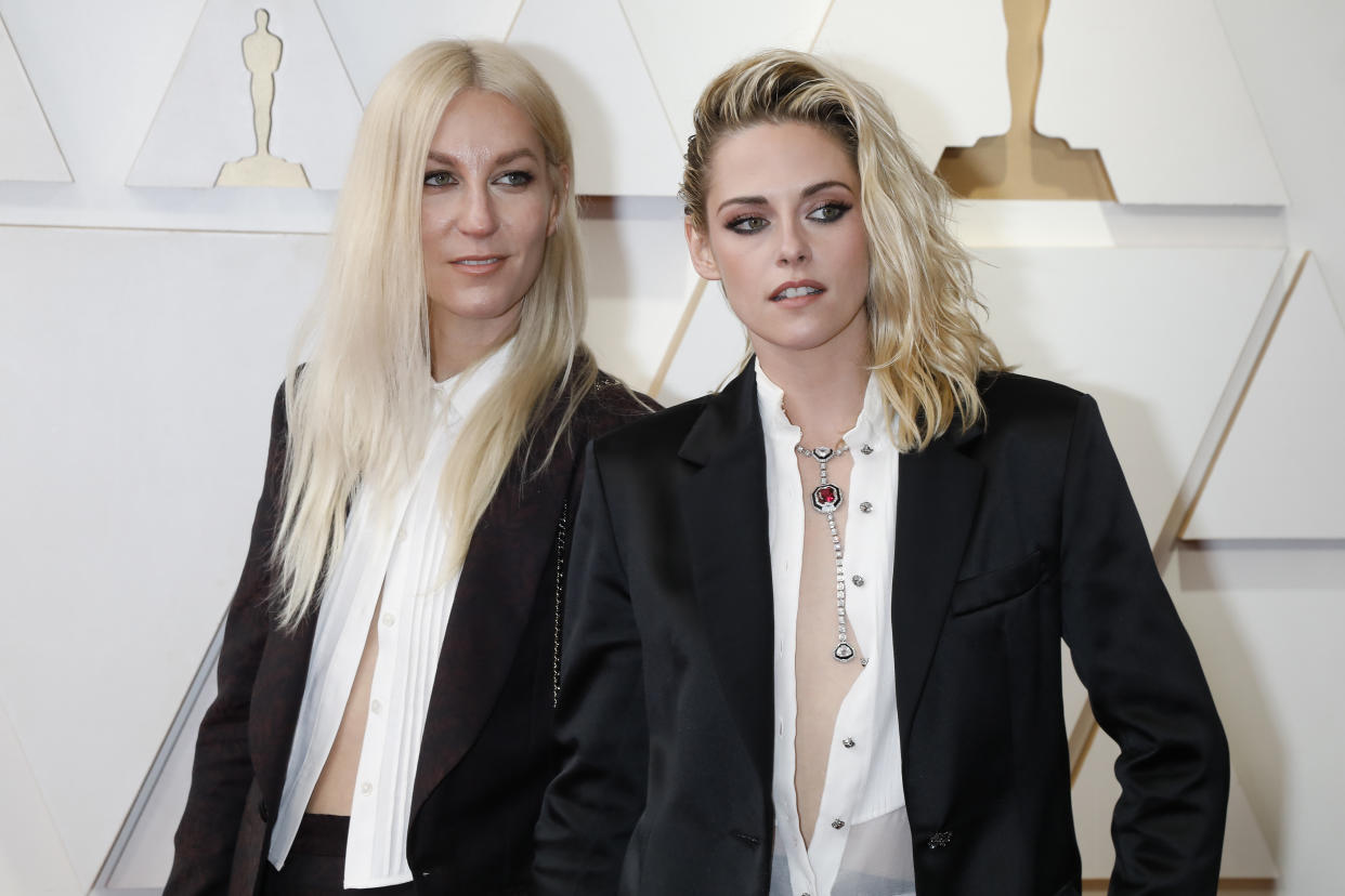 LOS ANGELES, USA - MARCH 27, 2022: Dylan Meyer, Kristen Stewart arrives on the red carpet outside the Dolby Theater for the 94th Academy Awards in Los Angeles, USA. (Photo credit should read P. Lehman/Future Publishing via Getty Images)