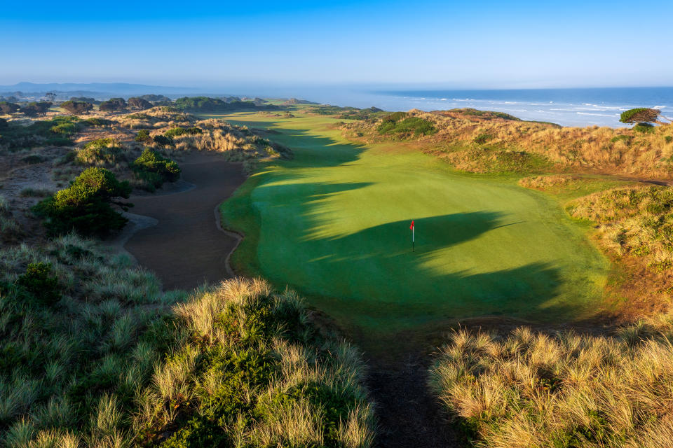 The 5th hole of Bandon Dunes Golf Resort (Bandon Dunes) in Bandon, Oregon. (Photo: USGA/Kirk H. Owens)