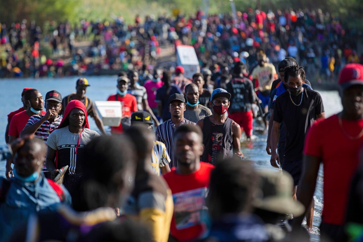 Haitian migrants waiting in Del Rio and Ciudad Acuña to reach the US (AP )