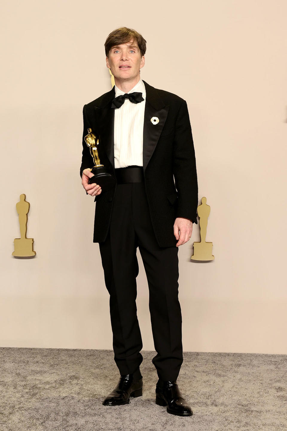 Cillian Murphy, winner of the Best Actor in a Leading Role for “Oppenheimer”, poses in the press room during the 96th Annual Academy Awards at Ovation Hollywood on March 10, 2024 in Hollywood, California.