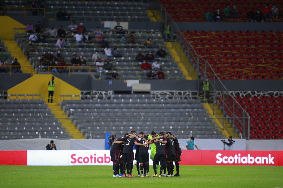 GUADALAJARA, MEXICO - MARCH 24: Players of Mexico huddle before the match between Mexico and USA as part of the 2020 Concacaf Men's Olympic Qualifying at Jalisco Stadium on March 24, 2021 in Guadalajara, Mexico. (Photo by Cesar Gomez/Jam Media/Getty Images)