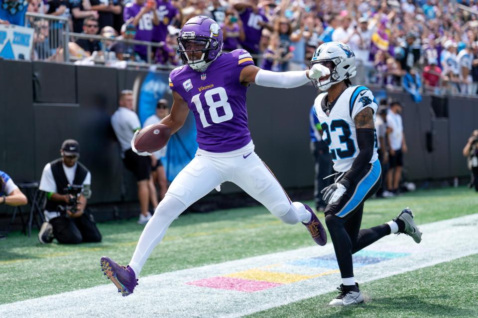 Wide receiver Justin Jefferson is expected to return to the Vikings this Sunday for the first time since leaving their Week 5 game with a hamstring injury.