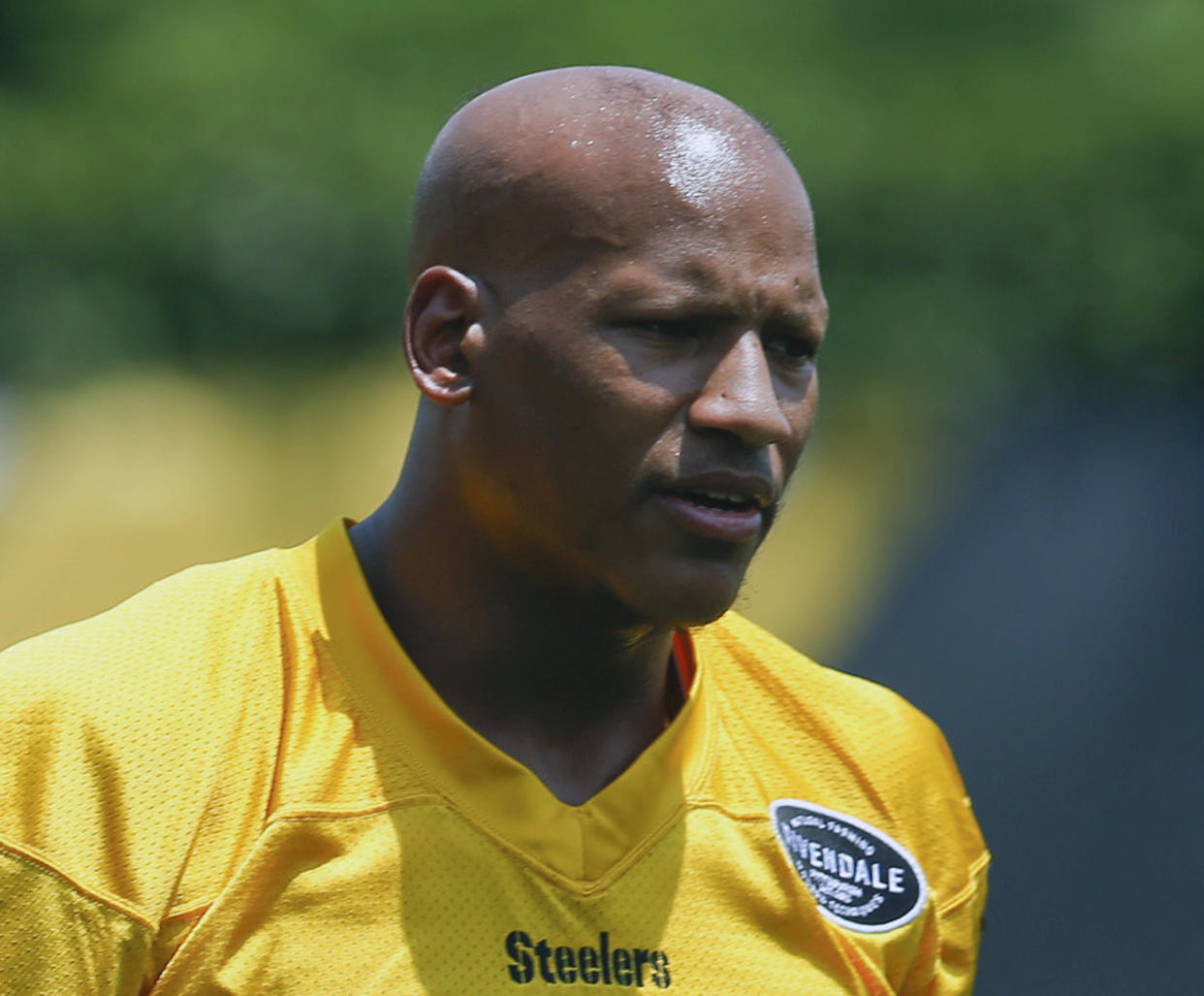 Ryan Shazier, shown here in a practice during summer of 2017, was released from the hospital. (AP)