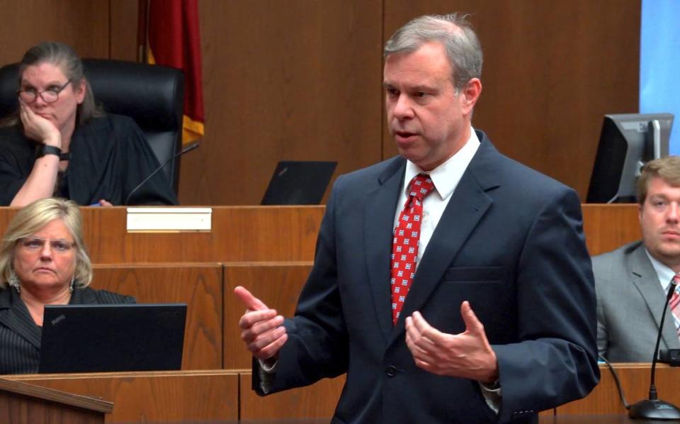 Then-Senior Assistant District Attorney Don Kelly gives an opening statement in a Columbus murder trial before Judge Maureen Gottfried.