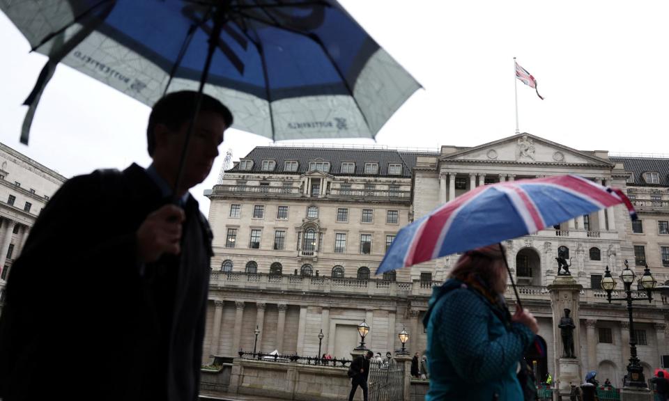 <span>Bank of England policymakers have warned the UK faces inflationary risks from a tight jobs market and rising prices in the services sector of the economy.</span><span>Photograph: Isabel Infantes/Reuters</span>