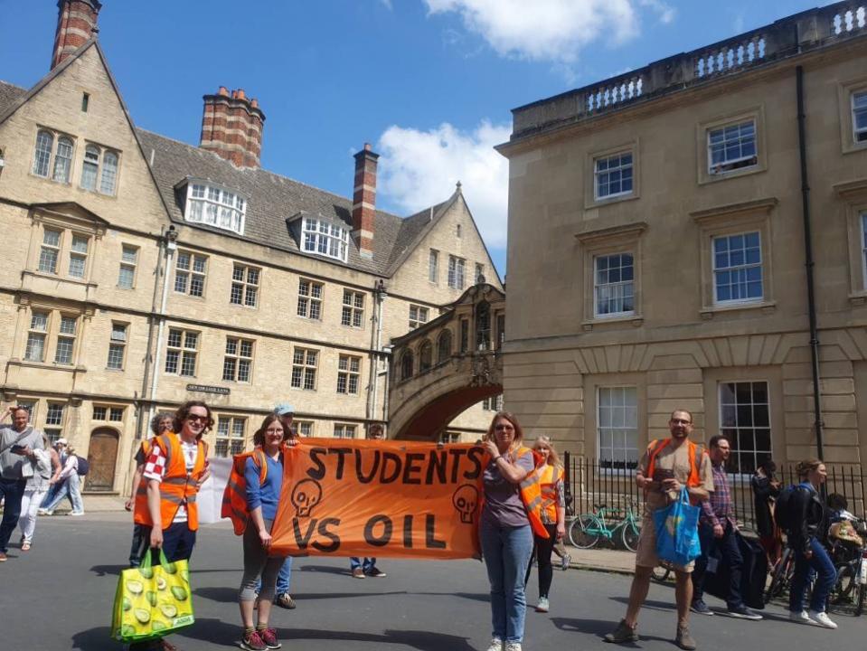 Oxford Mail: Protestors were carrying banners demanding the ending of government contracts with fossil fuel companies