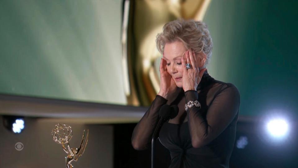 Jean Smart accepts the award for outstanding lead actress in a comedy series for "Hacks."