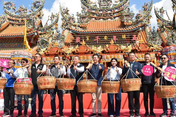 ▲馬鳴山五年千歲吃飯擔文化節2月24日(六)將於東勢鄉復興村盛大登場！(記者劉春生攝)