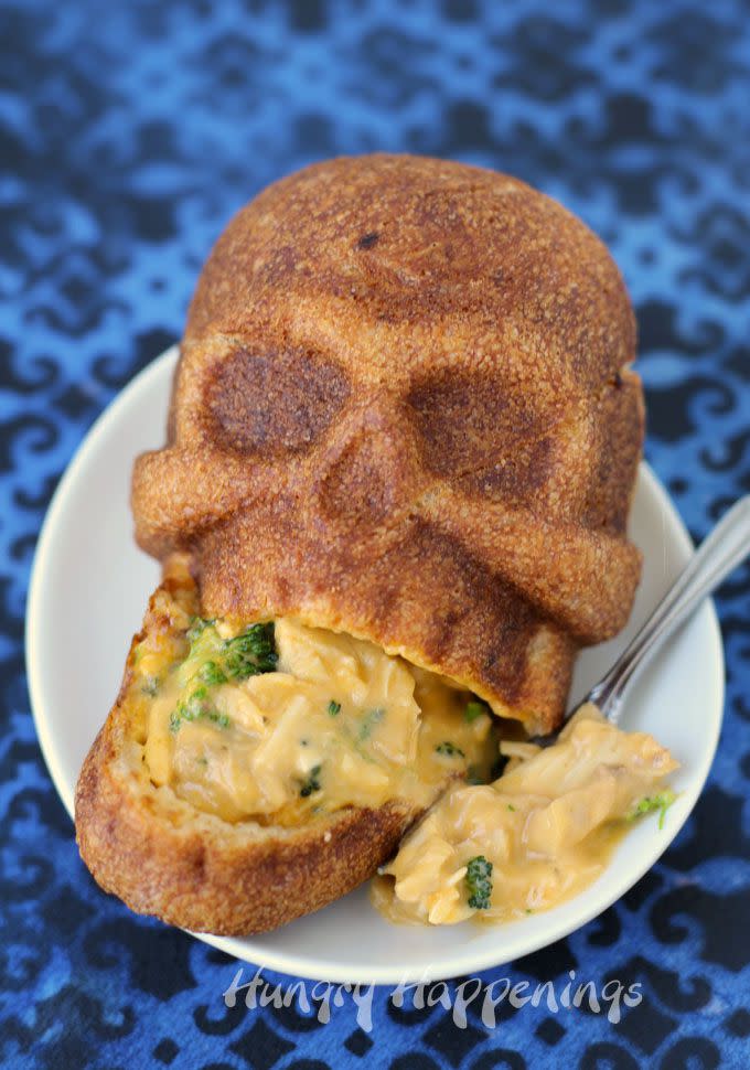 Cheesy Broccoli and Chicken Stuffed Skulls