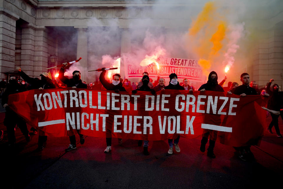 Image: (Florian Schroetter / AP)