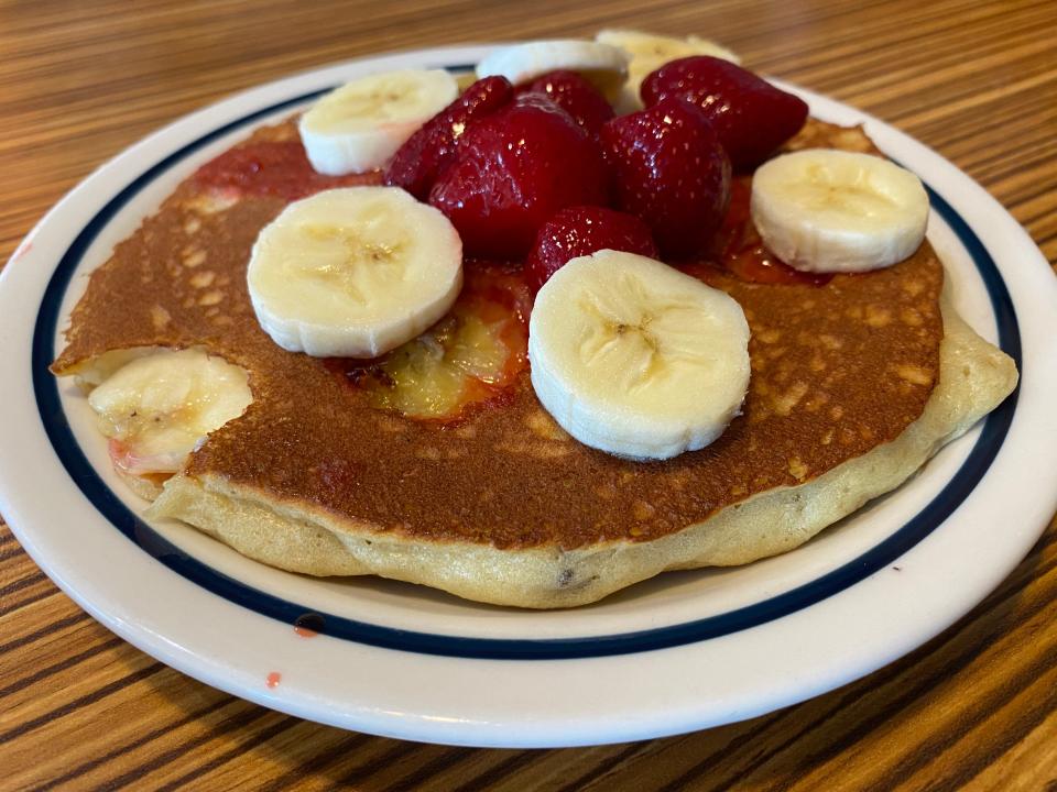 strawberry banana protein pancakes i hop