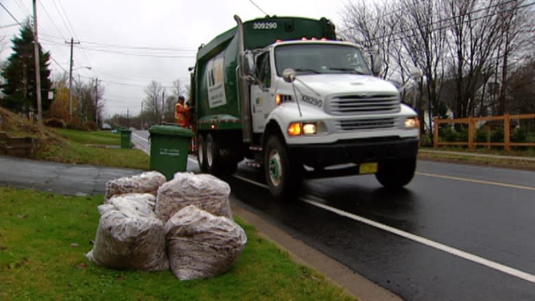 Halifax garbage overhaul gets public airing at City Hall