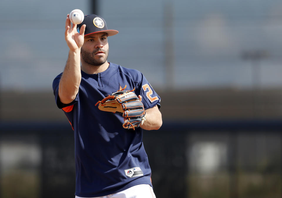 Keep your focus when the bidding gets to Houston overlord Jose Altuve (AP/Jeff Roberson)