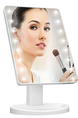 21) Lighted Vanity Makeup Mirror