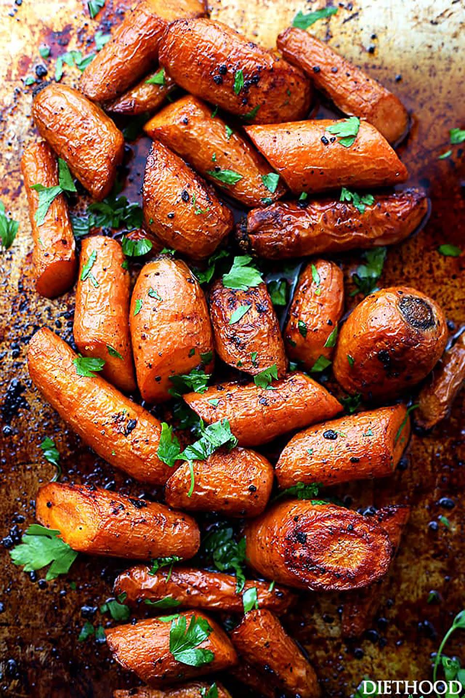 garlic butter roasted carrots 