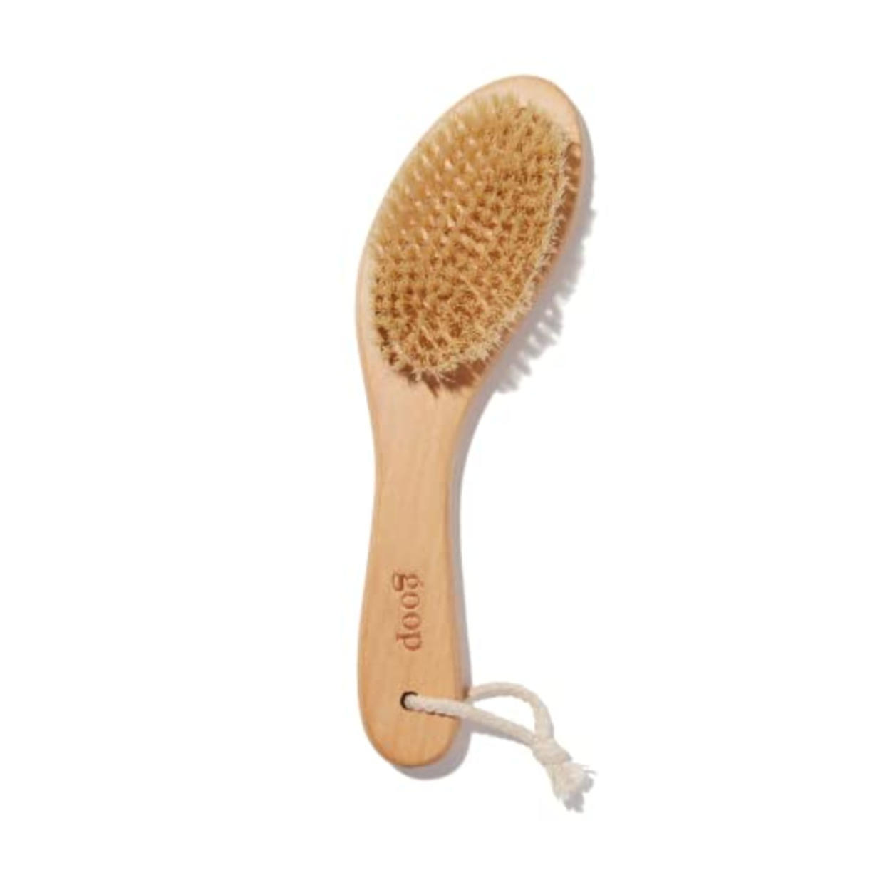 goop Beauty Dry Brush | Exfoliating & Detoxifying for Dry Skin | Wooden Brush with Natural Biodegradable Sisal Fibers | Sweeps Away Dead Skin Cells for Luminous, Smooth Skin | FSC-Certified (AMAZON)
