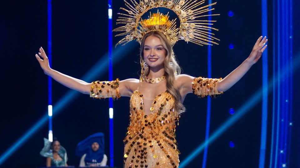 No volcanoes for Miss Iceland, who paid tribute to the midnight sun phenomenon, which sees 24/7 daylight for a period in the country during the summer months. - Alex Peña/Getty Images